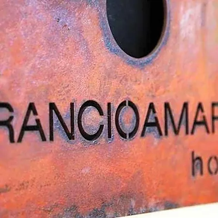 فندق Arancioamaro 3*